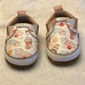 Monkey Feet Ice Cream Slides 3-6 months VGUC
